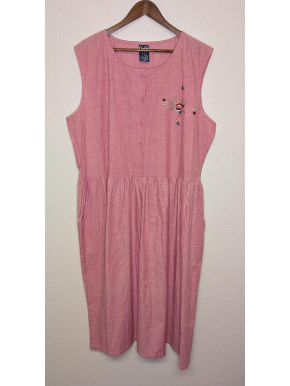 Chandri Womens Sleeveless Spring Summer Dress Sz 1X Pink Embroidered Flowers